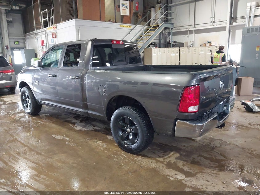 Vin: 1c6rr7gt1hs526831, lot: 44830472, ram 1500 slt  4x4 6'4 box 20173