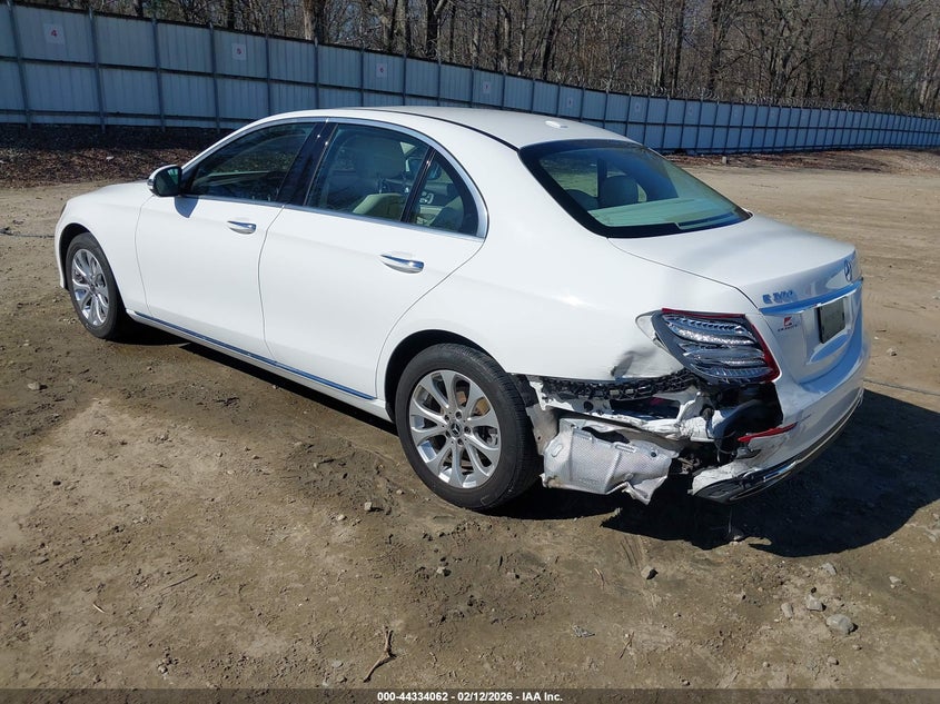 2019 Mercedes-Benz E 300