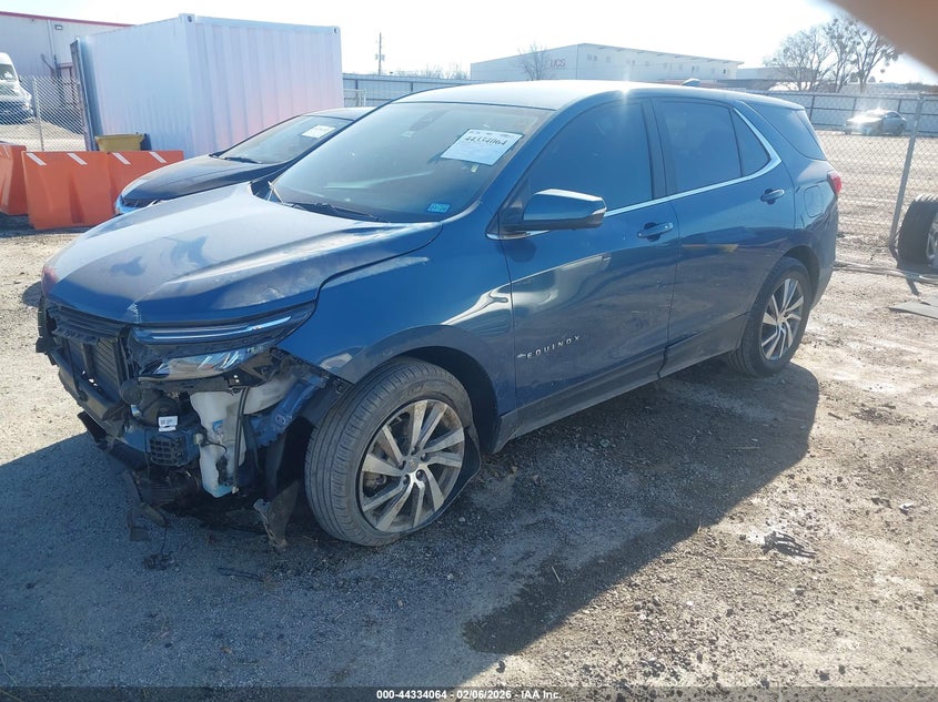 2024 CHEVROLET EQUINOX auction photo 2