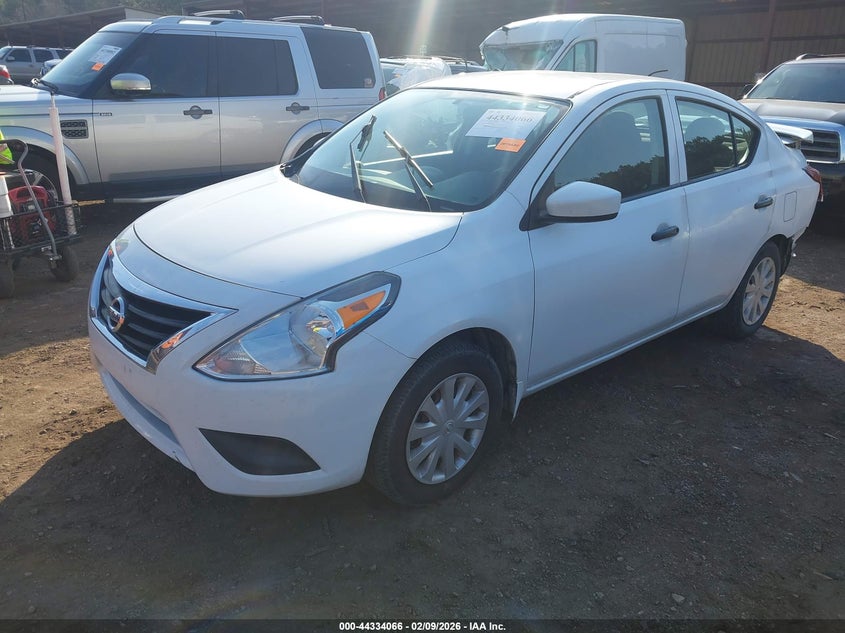 2017 Nissan Versa 1.6 S+