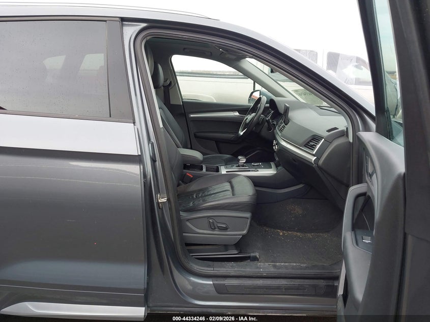 2018 Audi Q5 2.0T Premium/2.0T Tech Premium