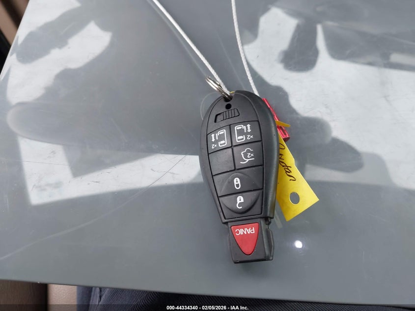 2011 Volkswagen Routan Se VIN: 2V4RW3DG5BR670821 Lot: 44334340