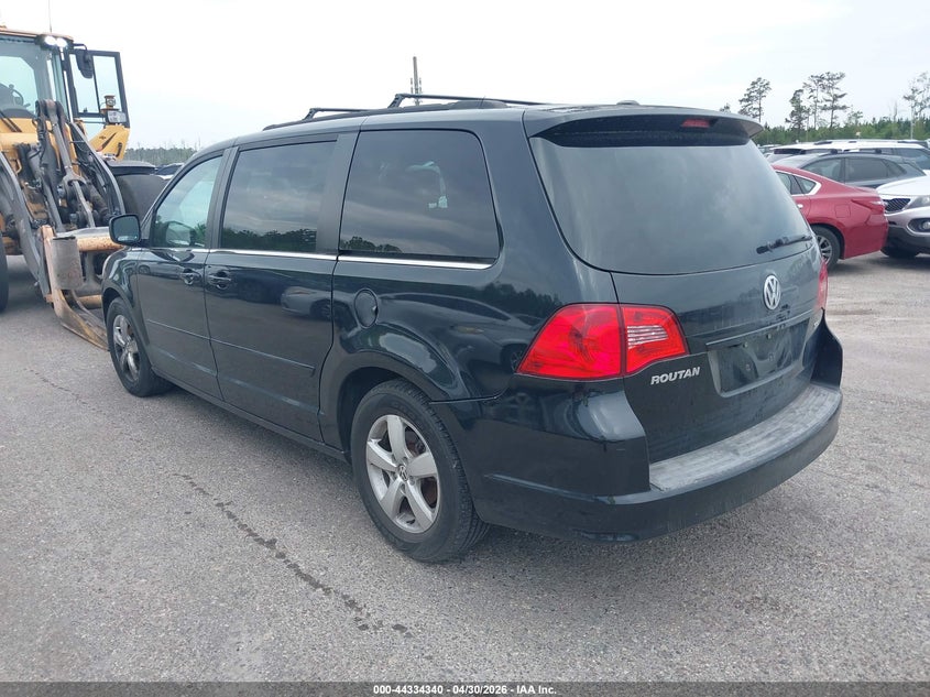 Vin: 2v4rw3dg5br670821, lot: 44830781, volkswagen routan se 20113