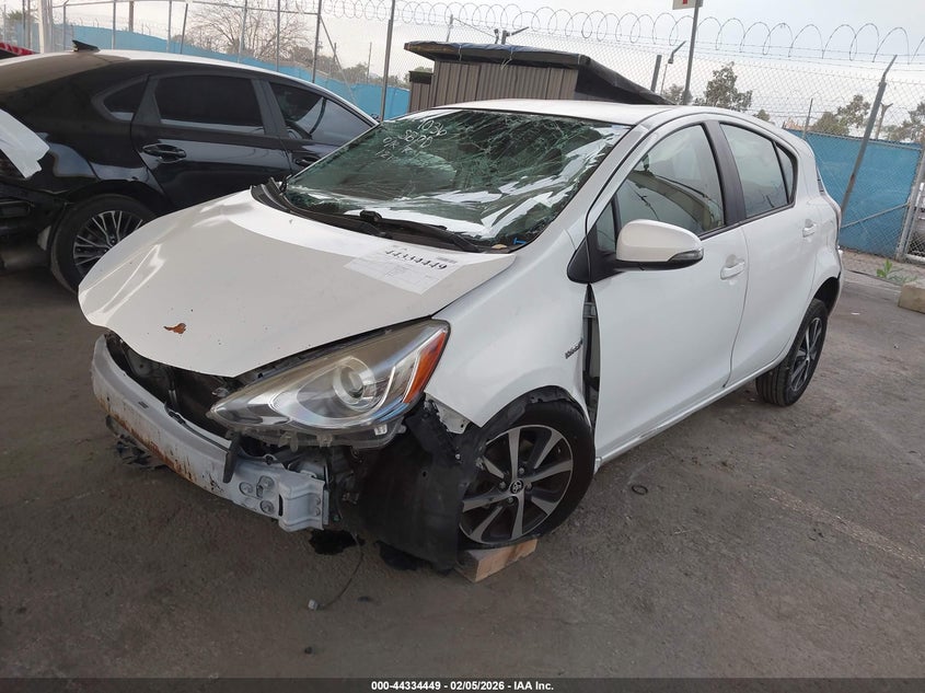 2015 Toyota Prius C One