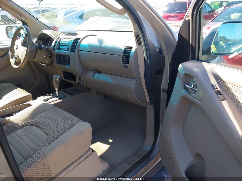 2008 Nissan Frontier Le
