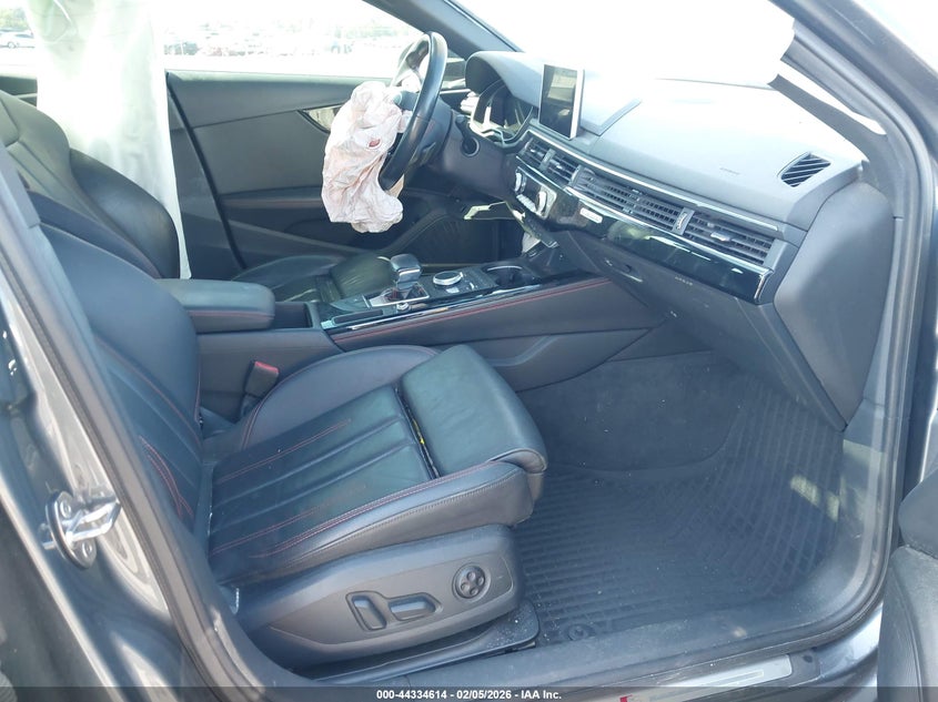 2018 Audi A4 2.0T Premium/2.0T Tech Premium