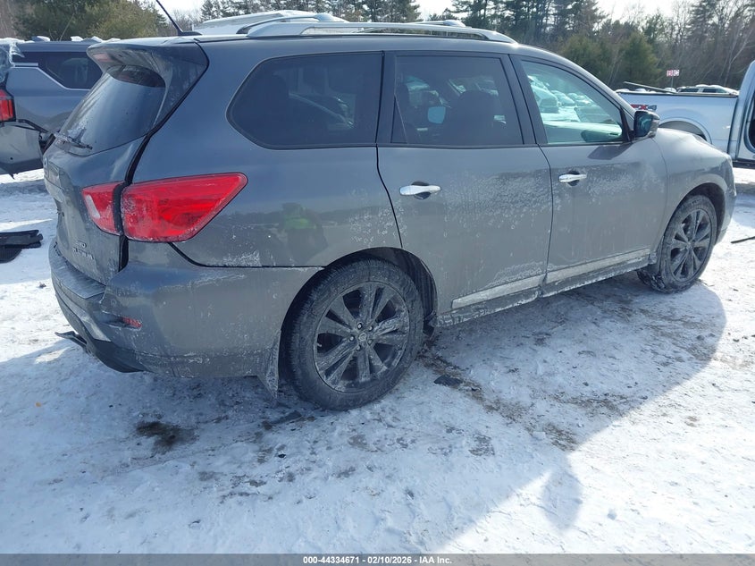 2017 Nissan Pathfinder Platinum