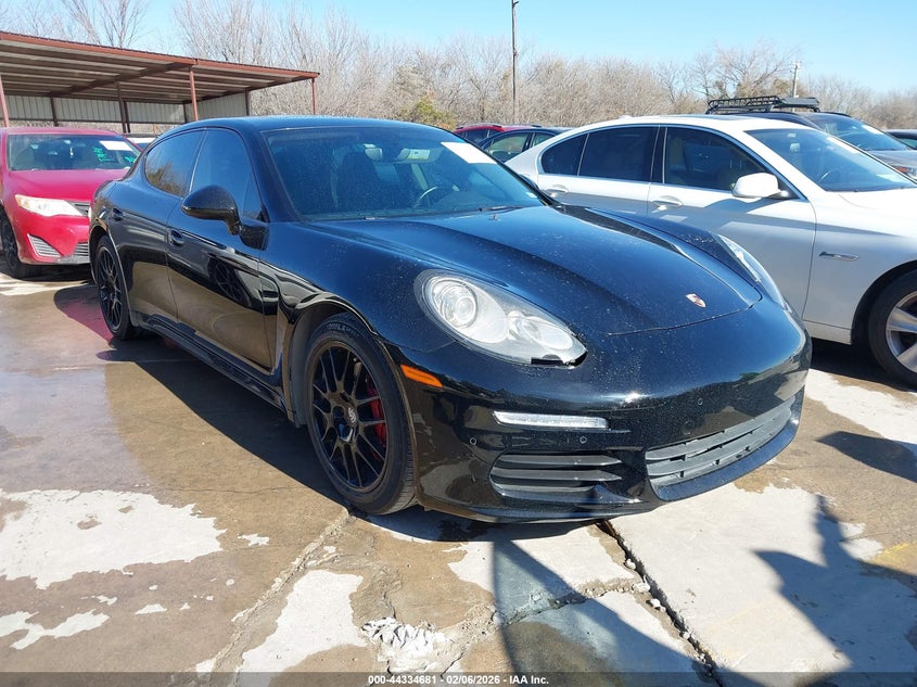 2014 Porsche Panamera 2/4