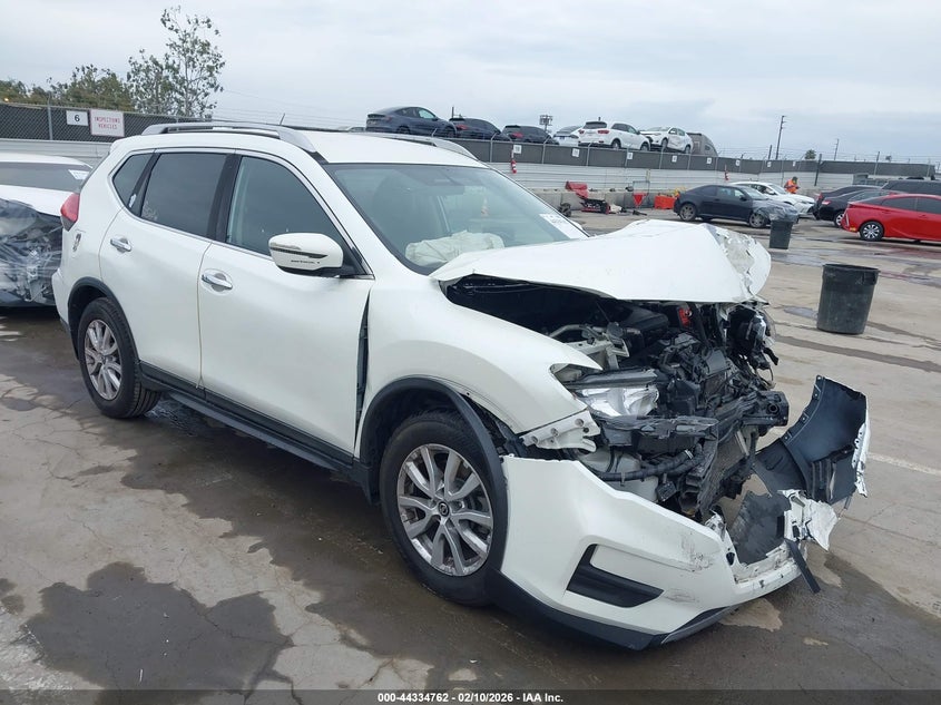 2017 Nissan Rogue Sv
