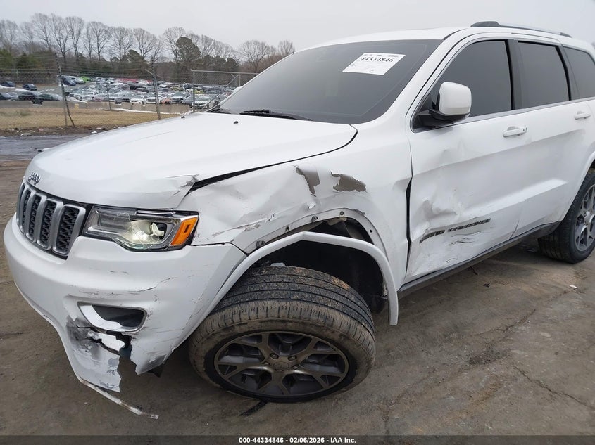 2018 Jeep Grand Cherokee Sterling Edition 4X4 VIN: 1C4RJFBT1JC286147 Lot: 44334846