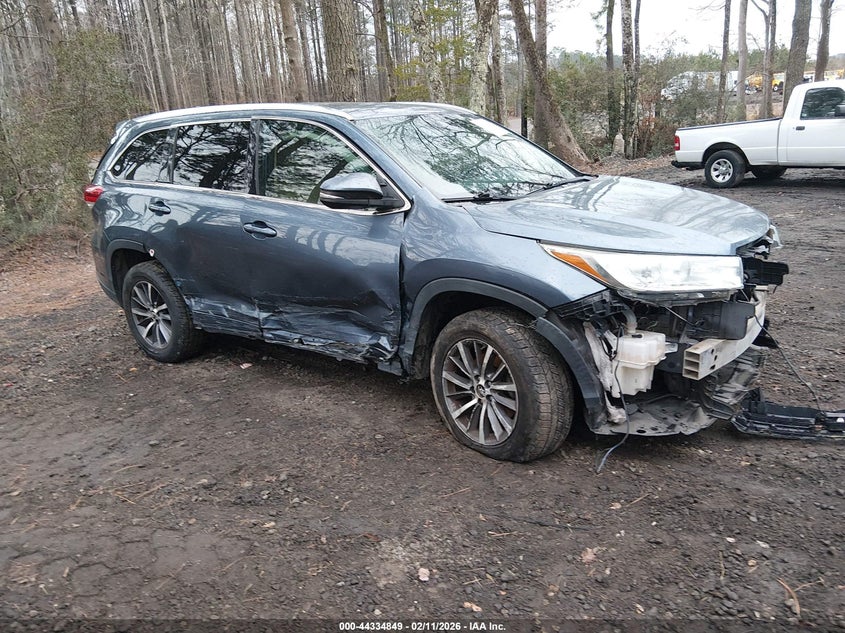 2017 Toyota Highlander Xle