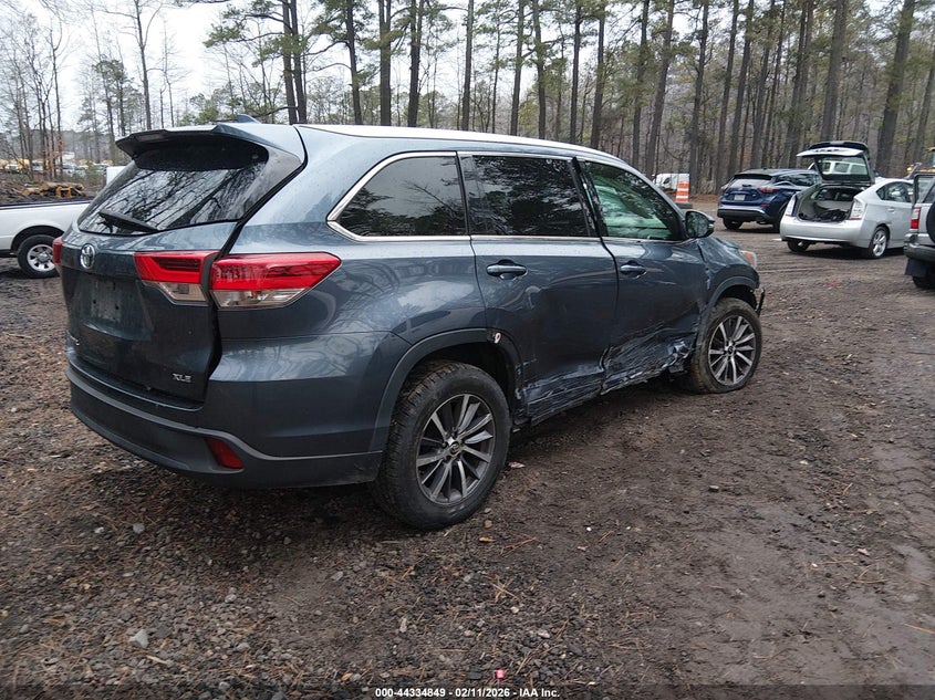 2017 Toyota Highlander Xle