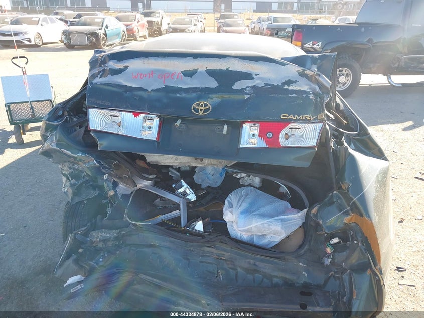 2000 Toyota Camry Ce VIN: 4T1BG22K7YU713637 Lot: 44334878