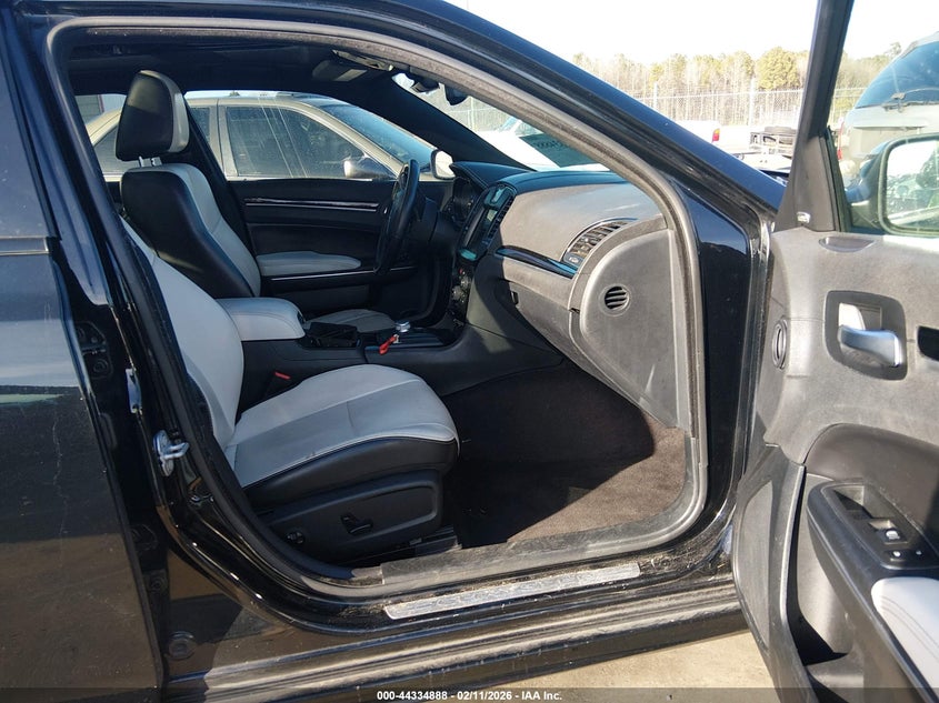 2018 Chrysler 300 300S