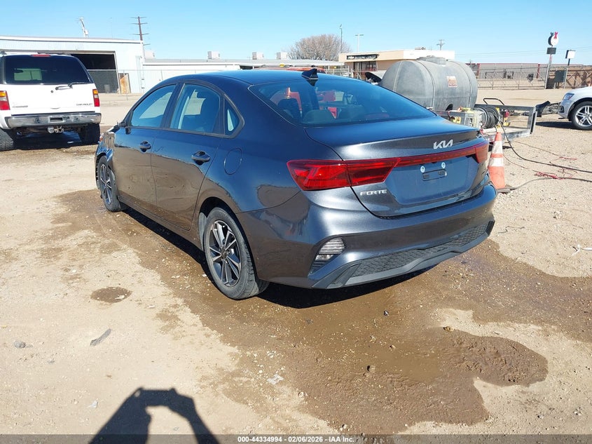 2023 Kia Forte Lxs