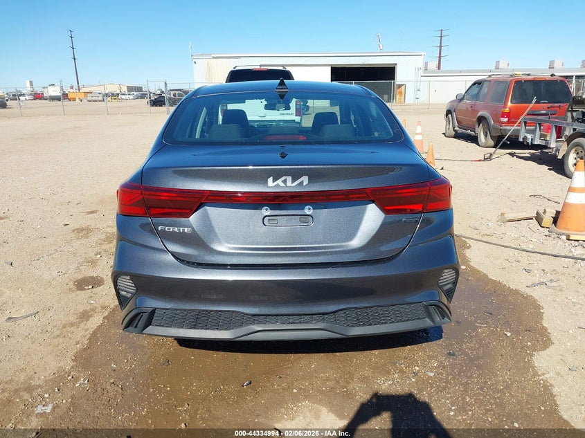 VIN 3KPF24ADXPE685056 2023 KIA FORTE LXS