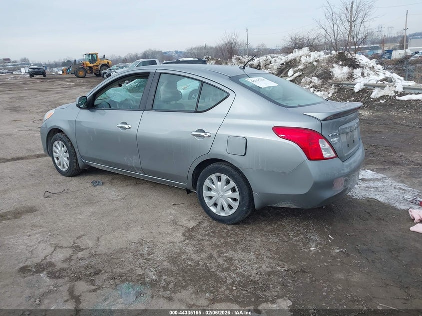 2013 Nissan Versa 1.6 Sv