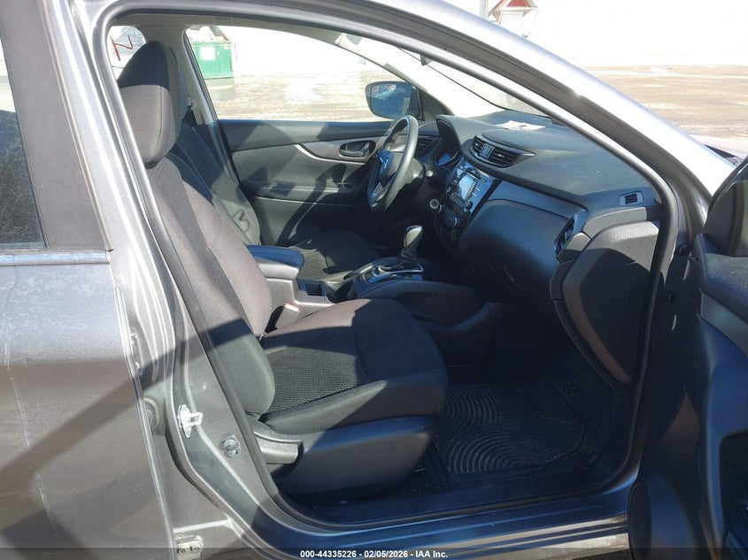 2017 Nissan Rogue Sport S