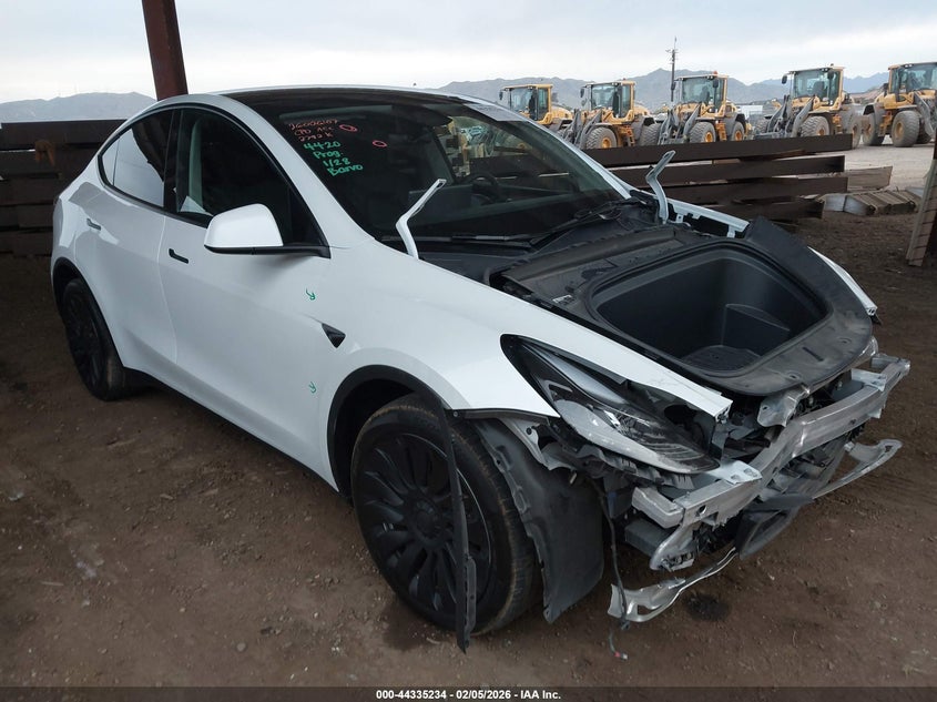 2024 Tesla Model Y Long Range Dual Motor All-Wheel Drive