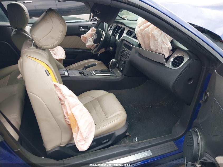 2014 Ford Mustang V6 Premium