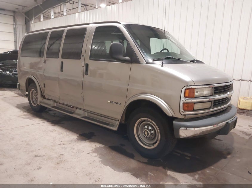 2002 Chevrolet Express