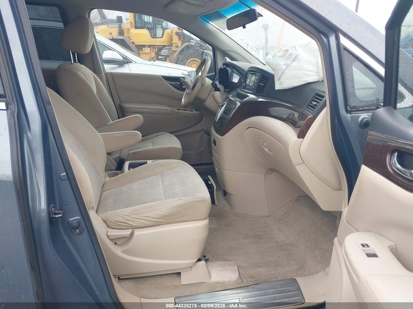 2012 Nissan Quest Sv