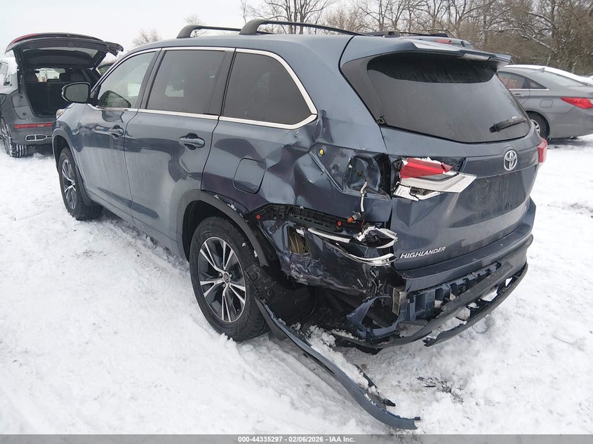 2018 Toyota Highlander Le/Le Plus