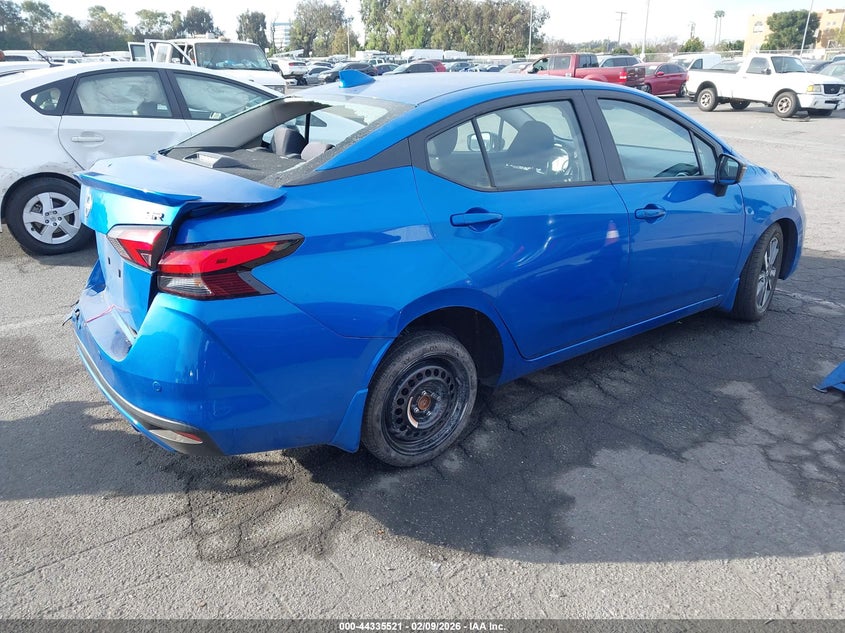 2024 Nissan Versa 1.6 Sr