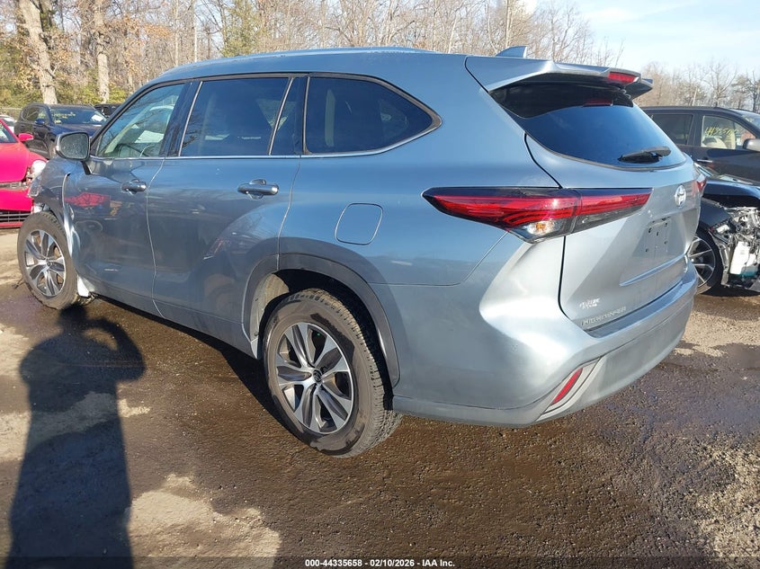 2021 Toyota Highlander Xle