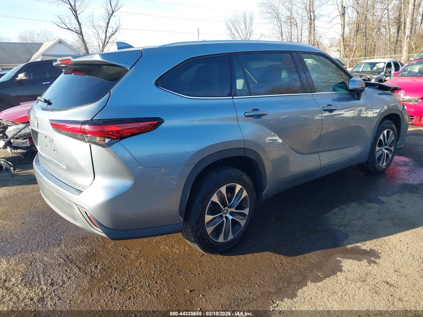 2021 Toyota Highlander Xle