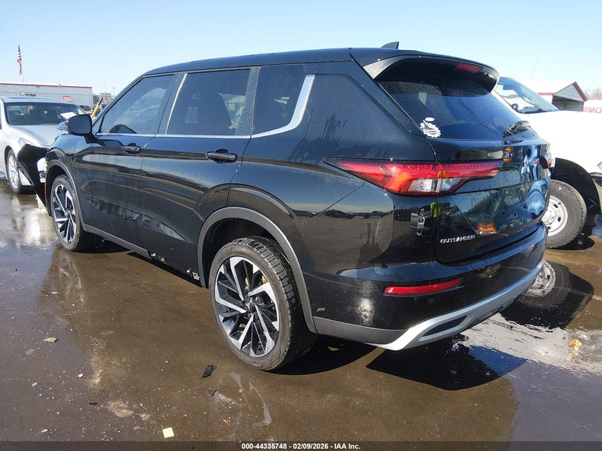 2023 Mitsubishi Outlander Se 2.5 2Wd