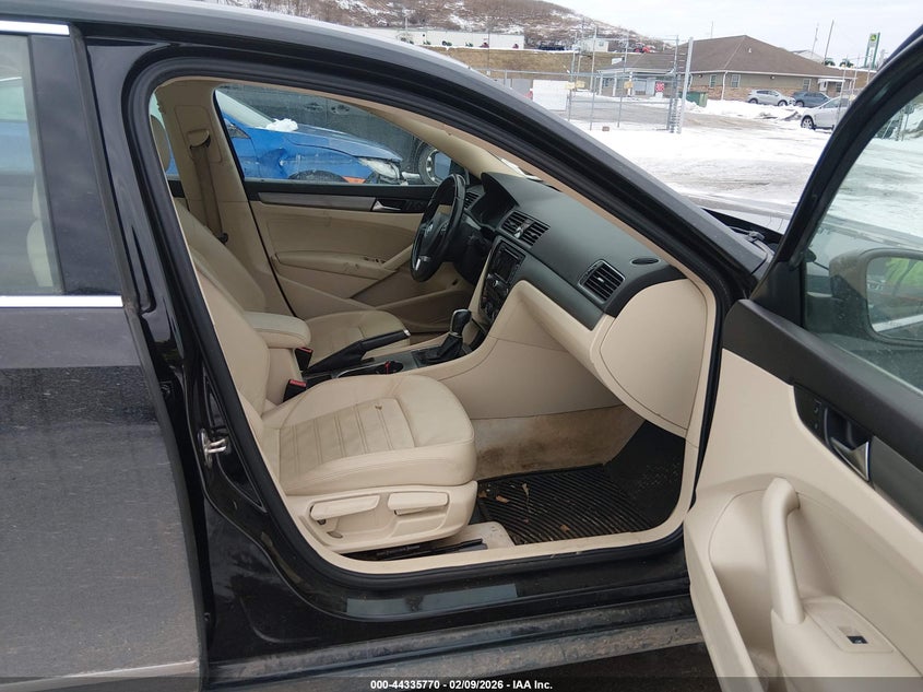 2015 Volkswagen Passat 1.8T Se