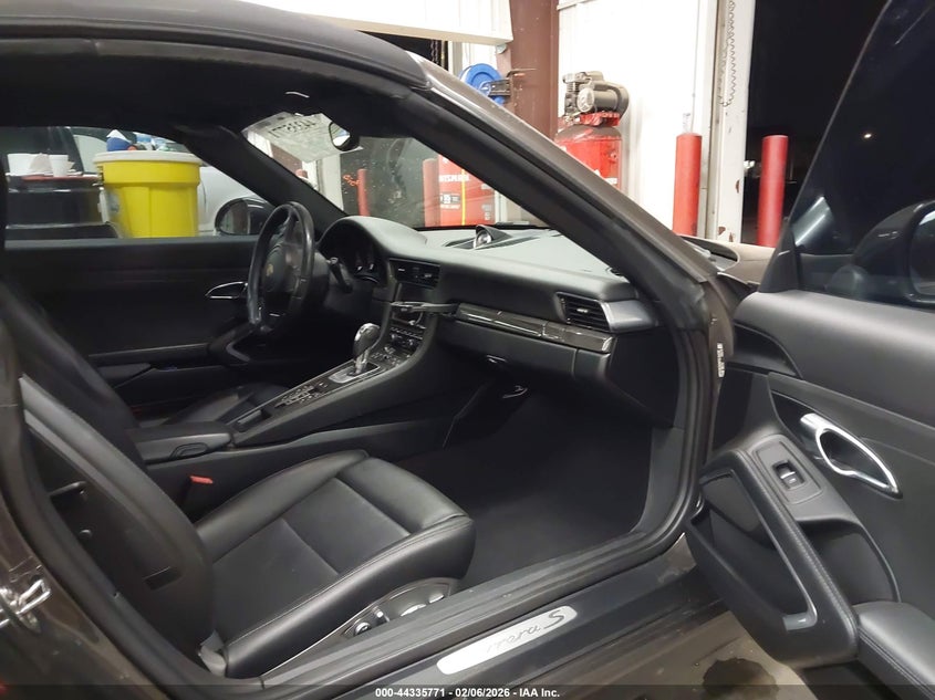 2015 Porsche 911 Carrera S