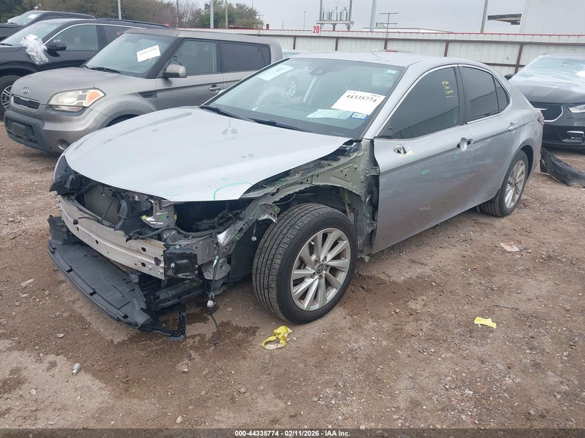 2021 Toyota Camry Le