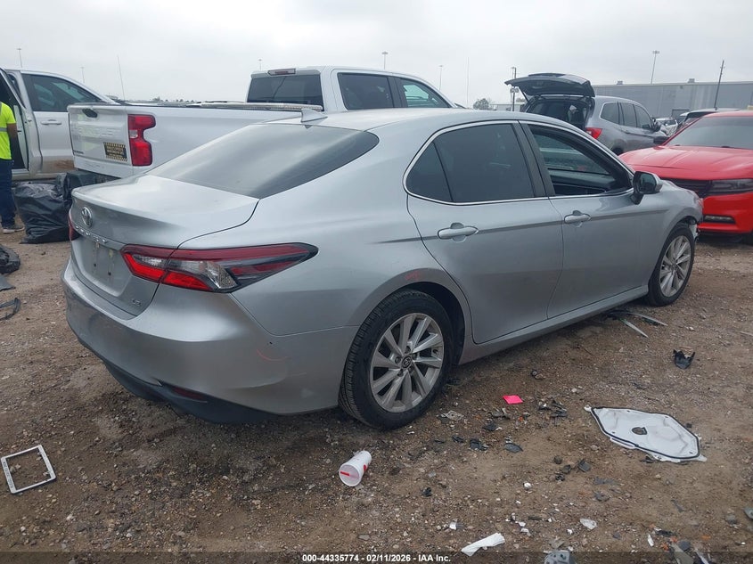 2021 Toyota Camry Le