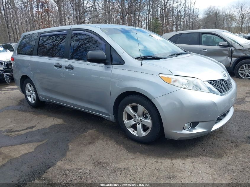 2014 Toyota Sienna L V6 7 Passenger