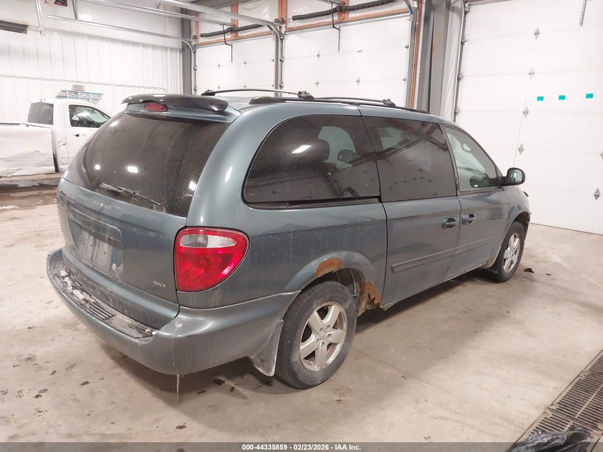2005 Dodge Grand Caravan Sxt