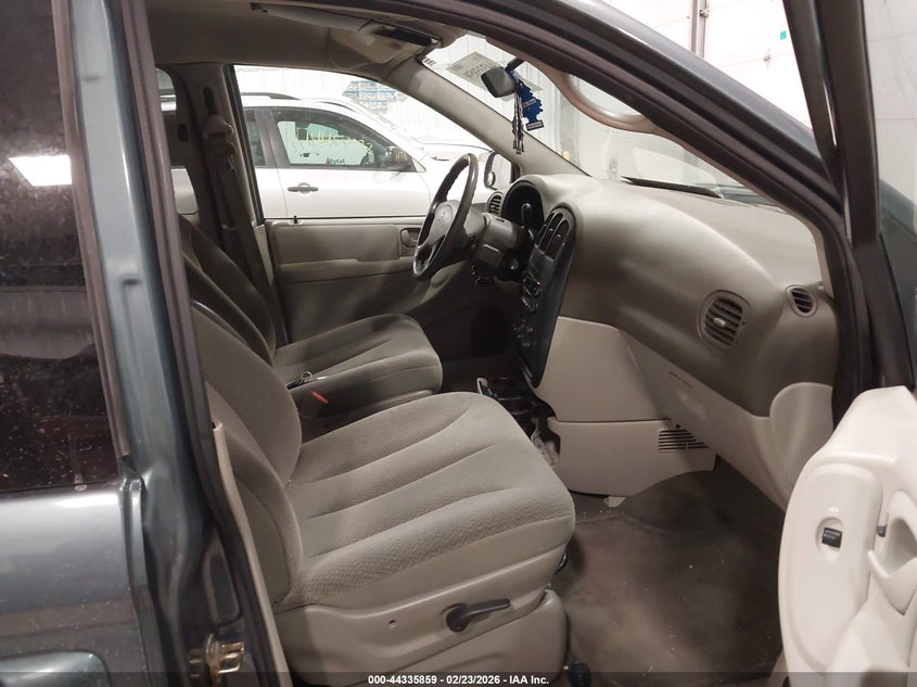 2005 Dodge Grand Caravan Sxt