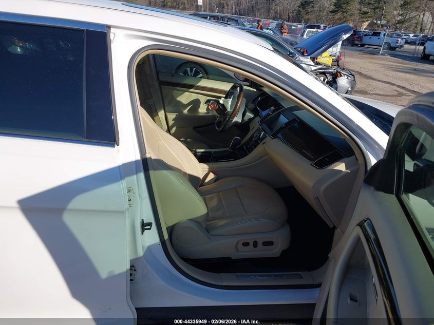 2015 Ford Taurus Limited