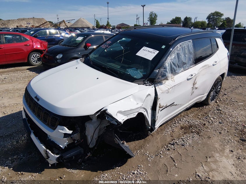 3C4NJDCN8PT568558 2023 Jeep Compass High Altitude 4x4 photo 1