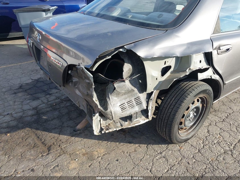 2000 Mazda 626 Es/Lx VIN: 1YVGF22C2Y5109875 Lot: 44336143