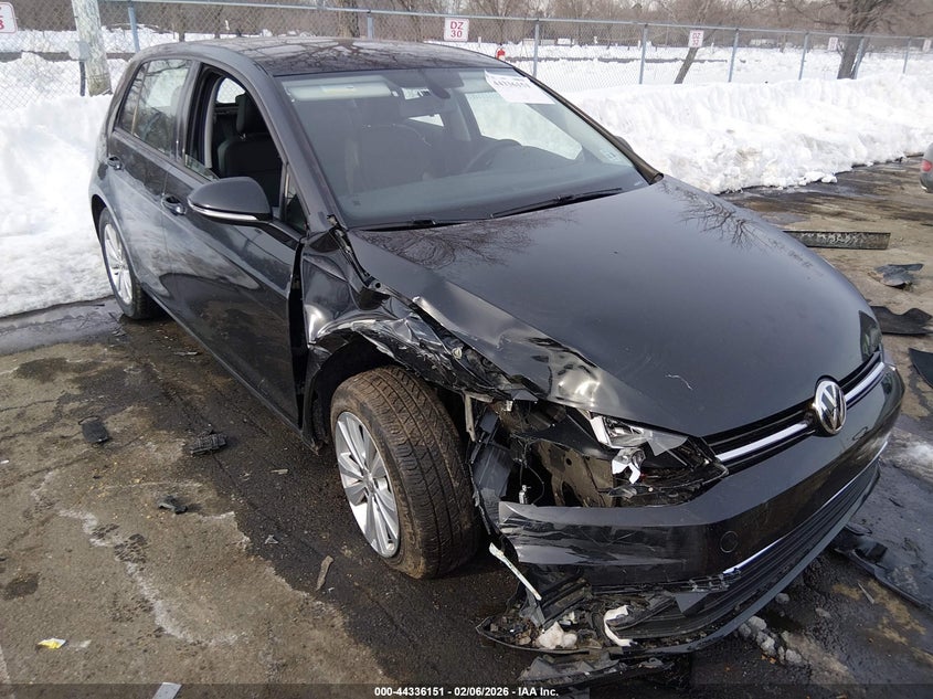 2021 Volkswagen Golf 1.4T Tsi