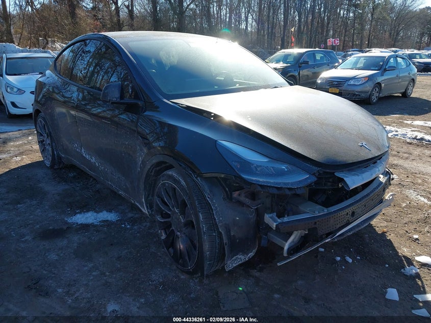 2022 Tesla Model Y Performance Dual Motor All-Wheel Drive