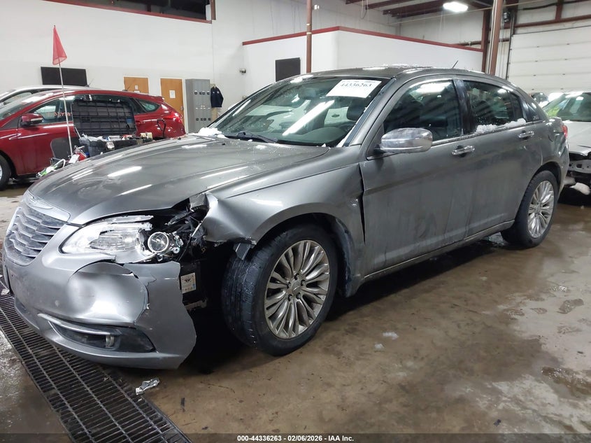 2012 Chrysler 200 Limited