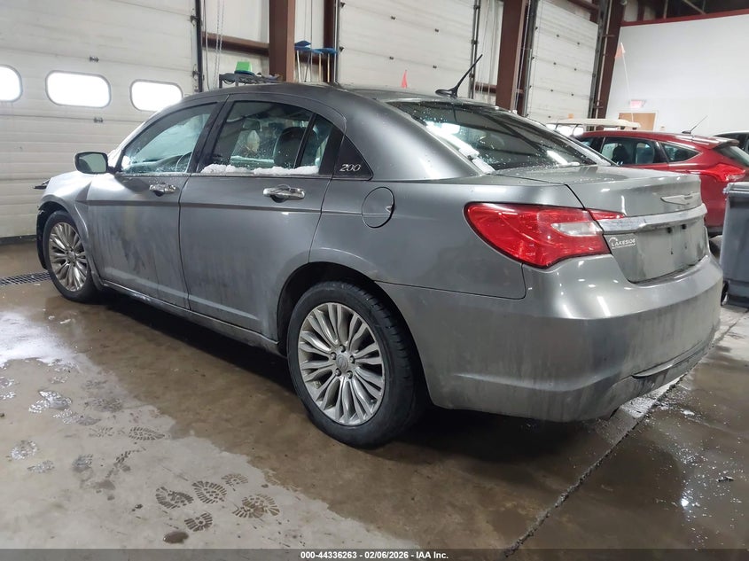 2012 Chrysler 200 Limited