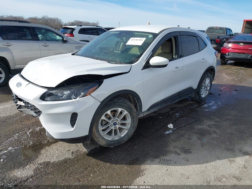 2020 Ford Escape Se