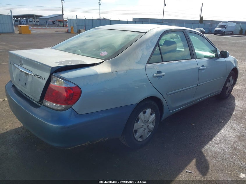 2005 Toyota Camry Le