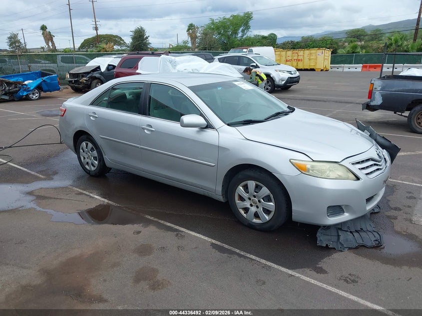 2011 Toyota Camry Le V6