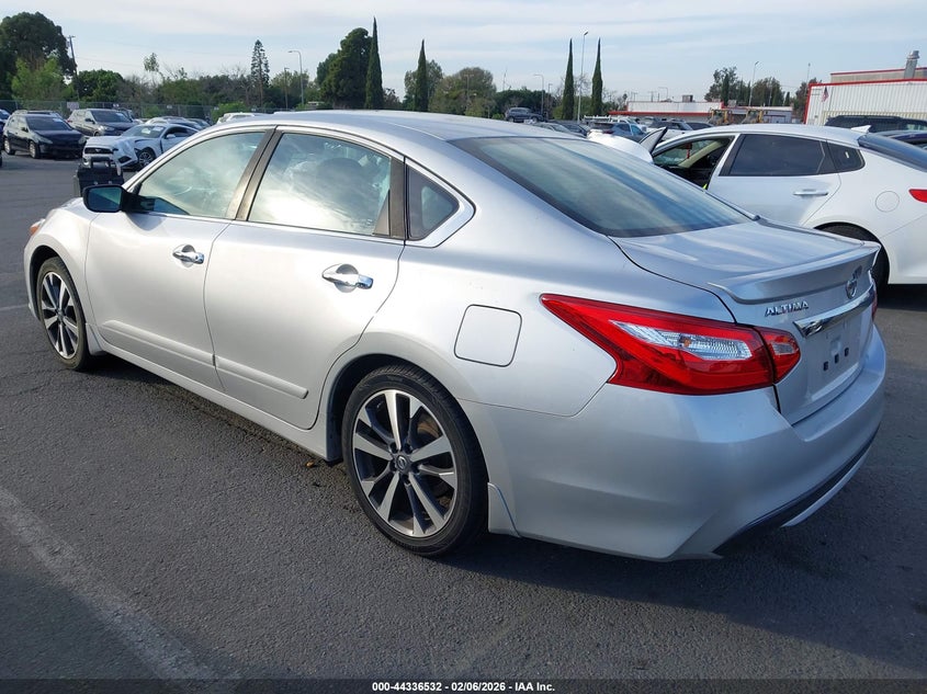 2016 Nissan Altima 2.5 Sr