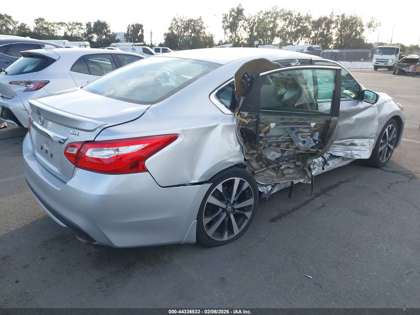 2016 Nissan Altima 2.5 Sr